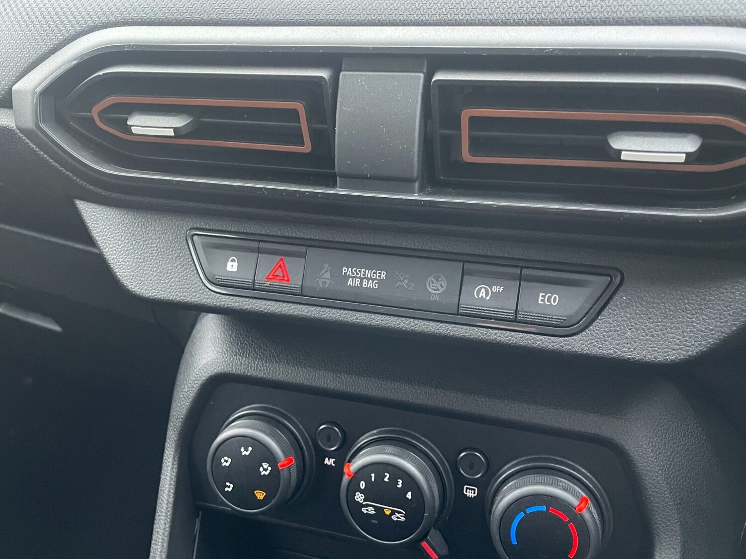 Used Dacia Sandero Stepway 2023 for sale - 76420334: Photo 29