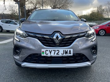 Used Renault Captur 2023 for sale - 76580175: Photo