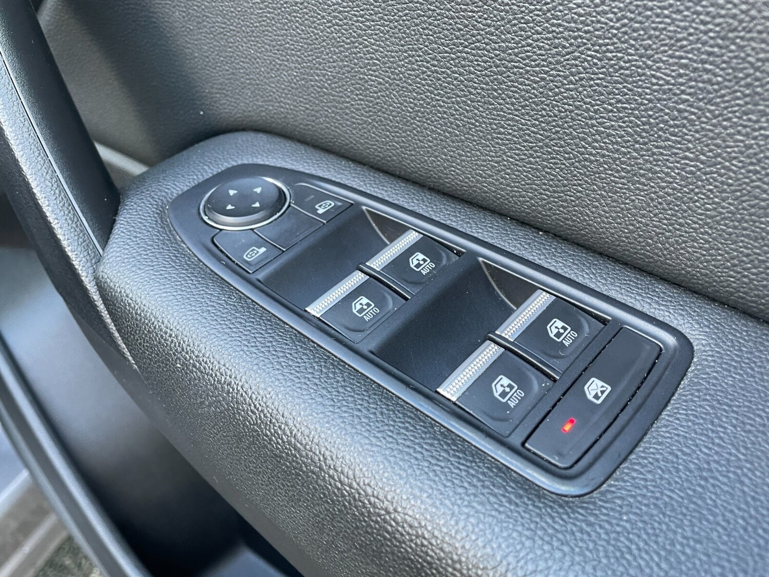 Used Renault Captur 2023 for sale - 76580175: Photo 22