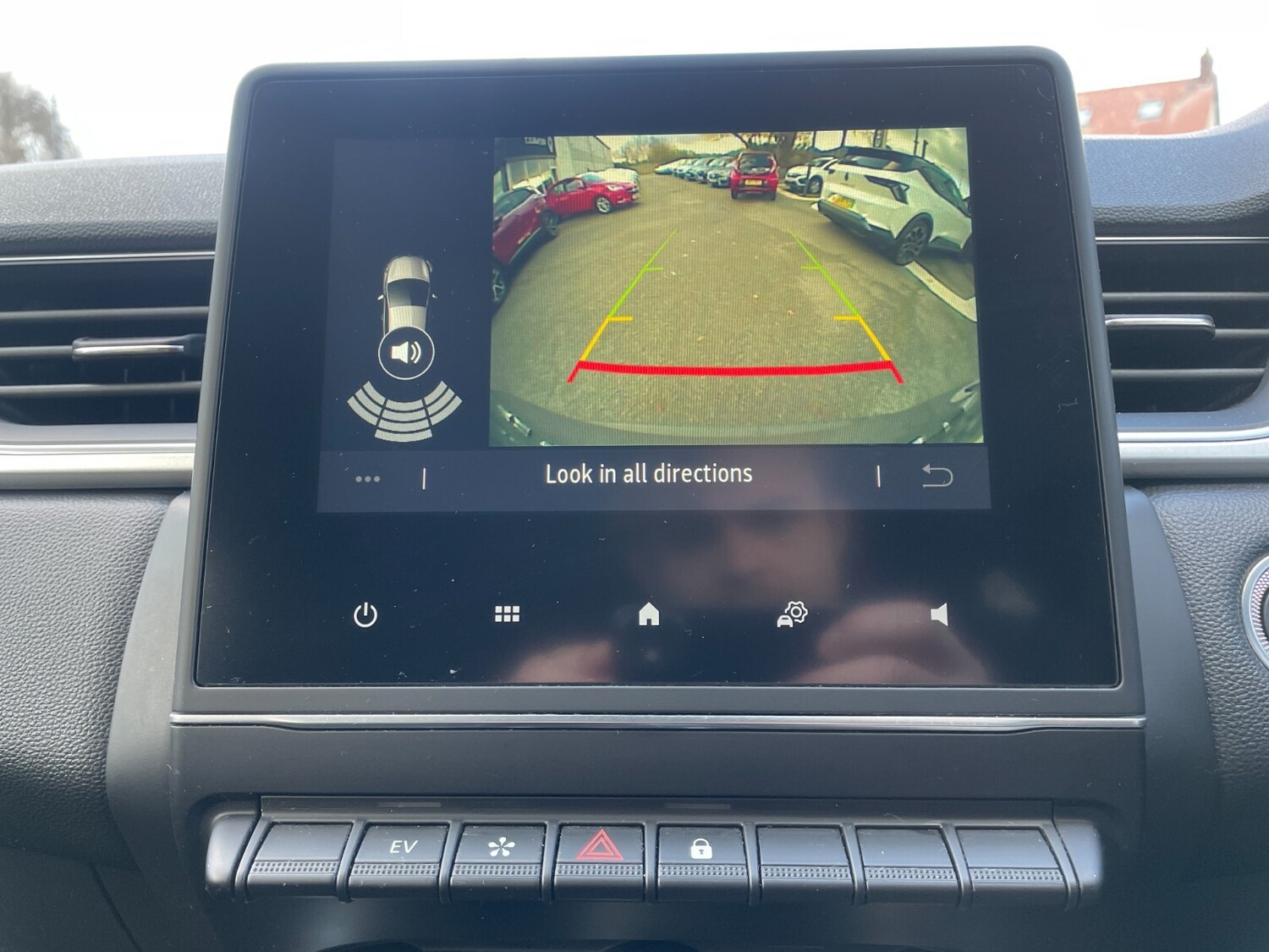 Used Renault Captur 2023 for sale - 76580175: Photo 30