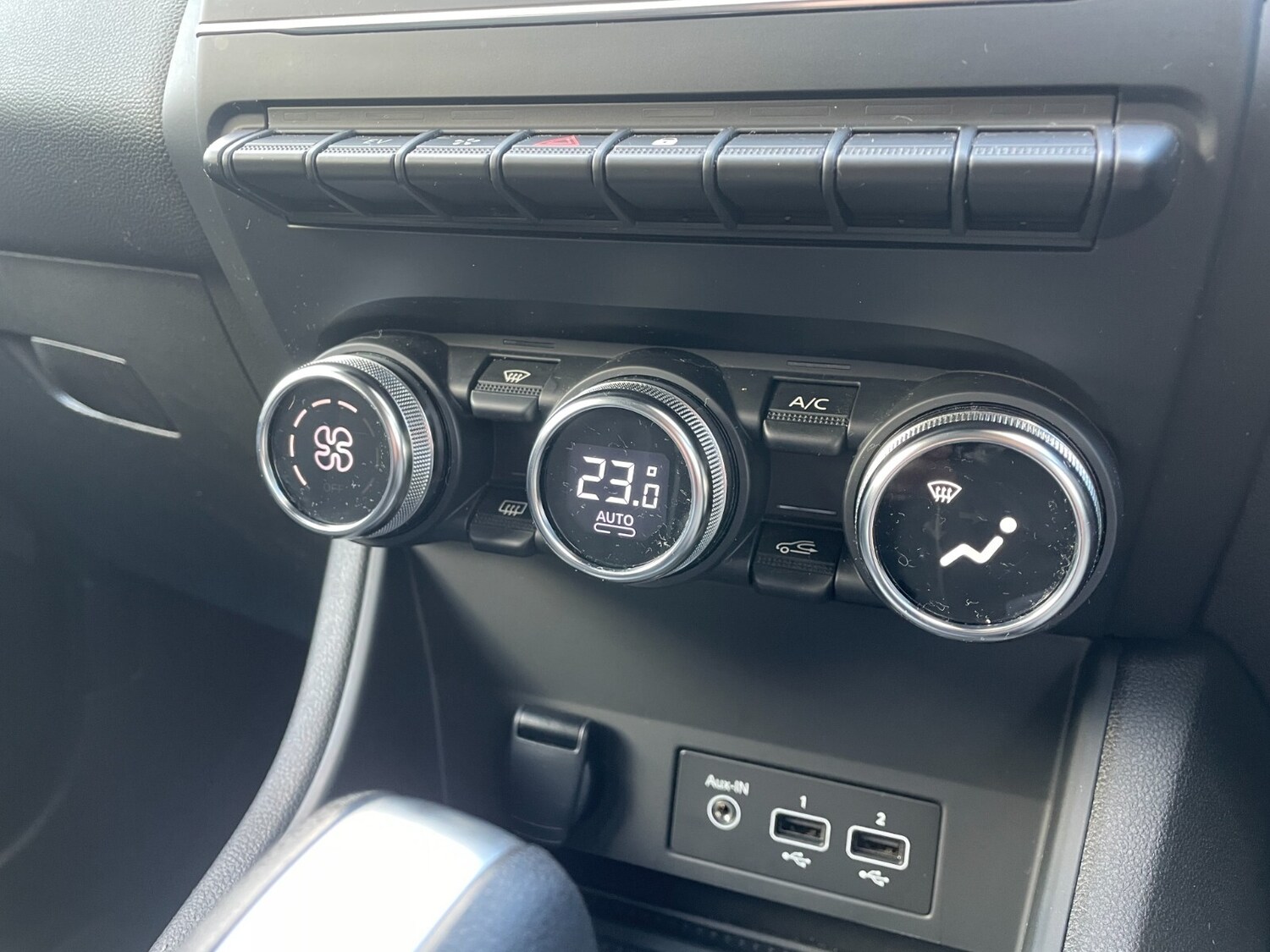 Used Renault Captur 2023 for sale - 76580175: Photo 31