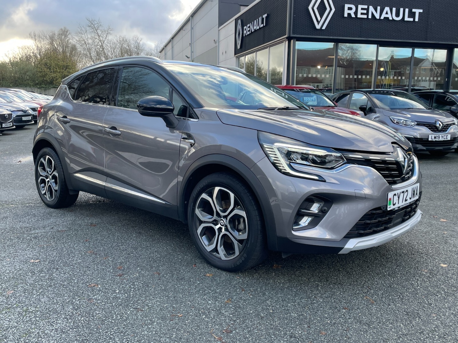 Used Renault Captur 2023 for sale - 76580175: Photo 8