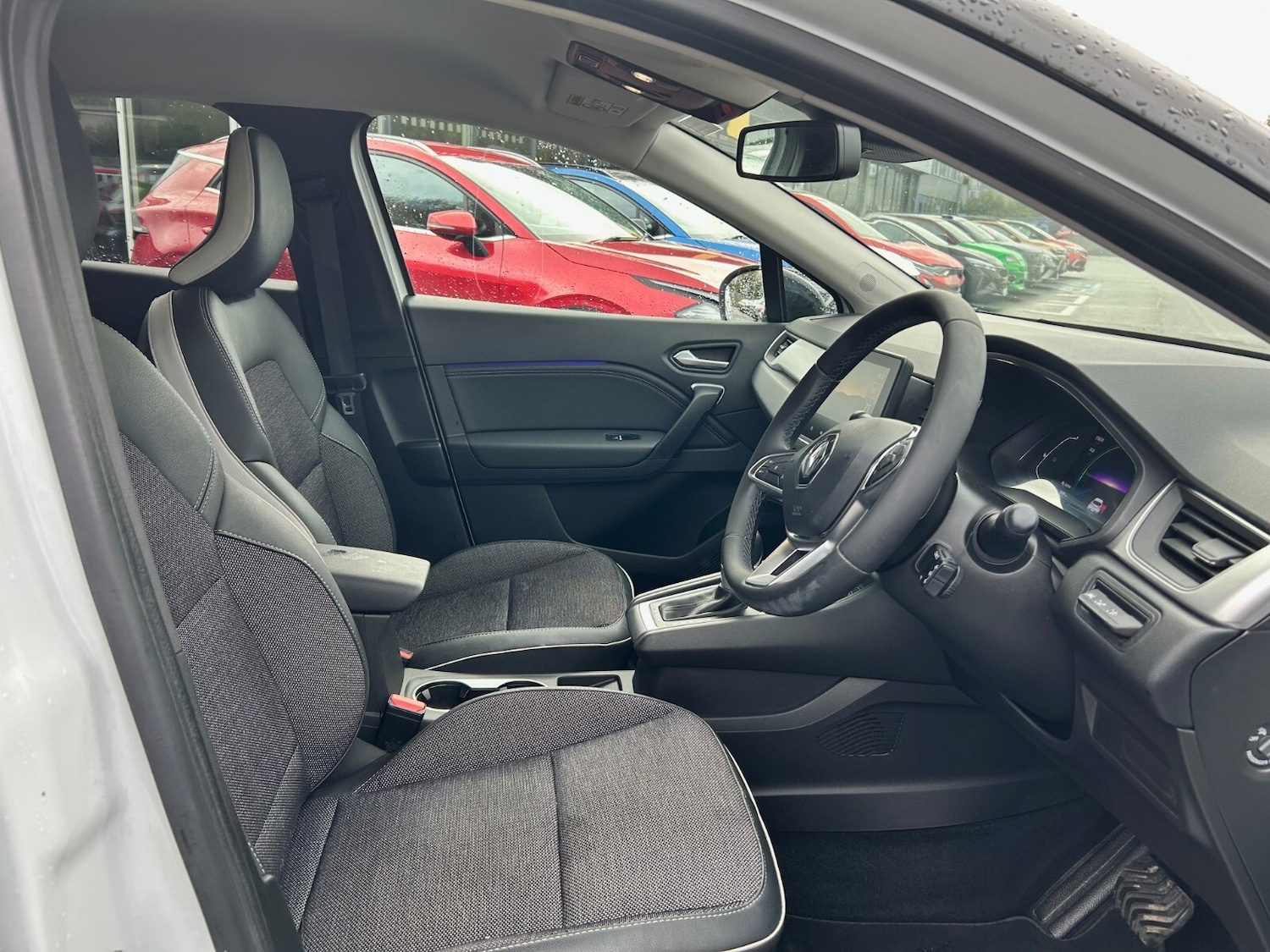 Used Renault Captur 2023 for sale - 76344058: Photo 12