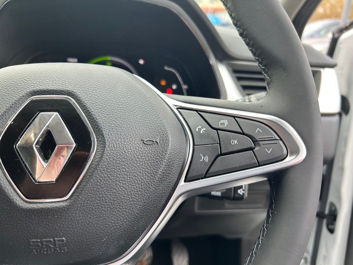 Used Renault Captur 2023 for sale - 76344058: Photo 16