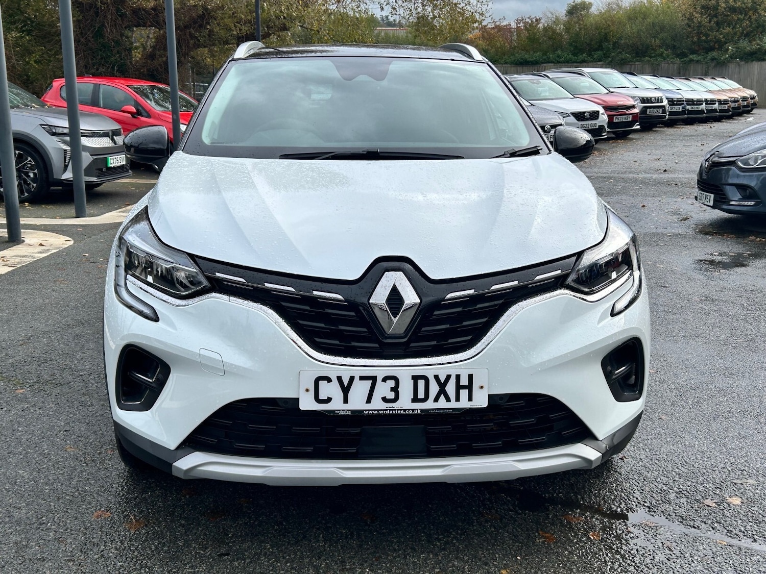 Used Renault Captur 2023 for sale - 76344058: Photo 2