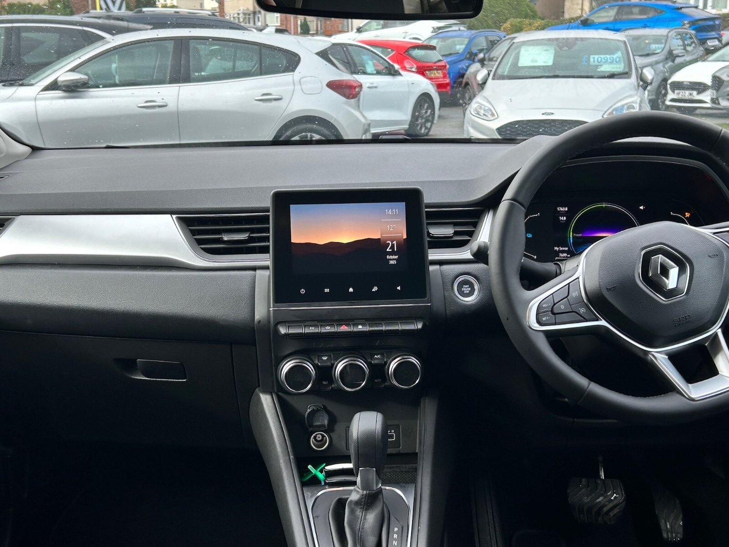 Used Renault Captur 2023 for sale - 76344058: Photo 9