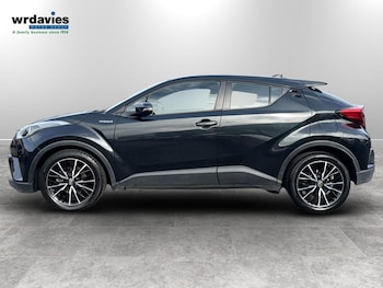Used Toyota C-HR 2018 for sale - 77885452: Photo