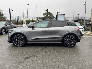 Used Renault Megane E Tech 2025 for sale - 76966529: Photo