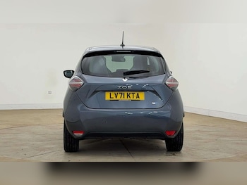 Used Renault Zoe 2021 for sale - 76487539: Photo