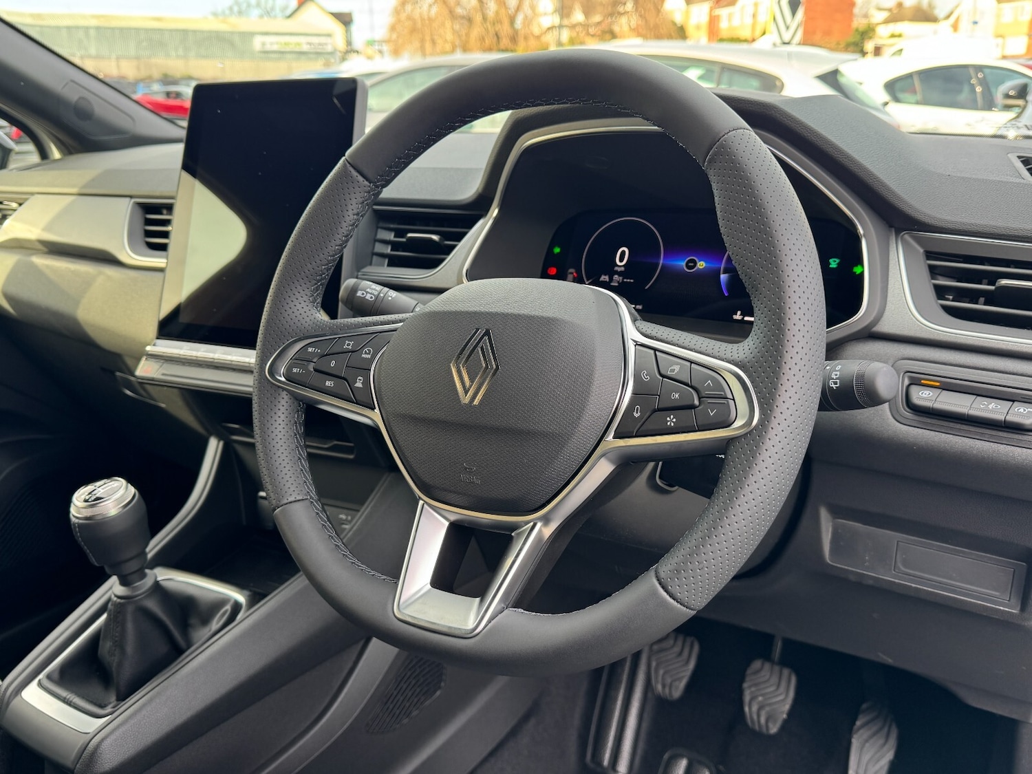 Used Renault Captur 2025 for sale - 76826815: Photo 30