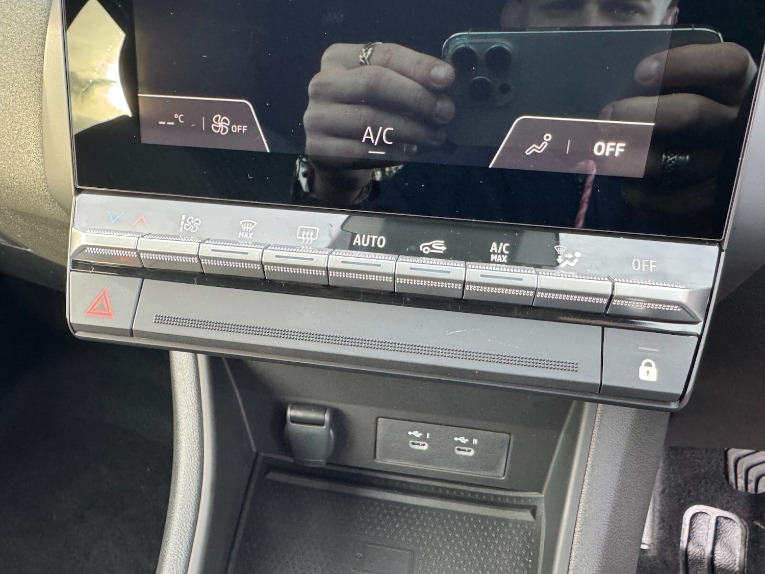 Used Renault Captur 2025 for sale - 76826815: Photo 40