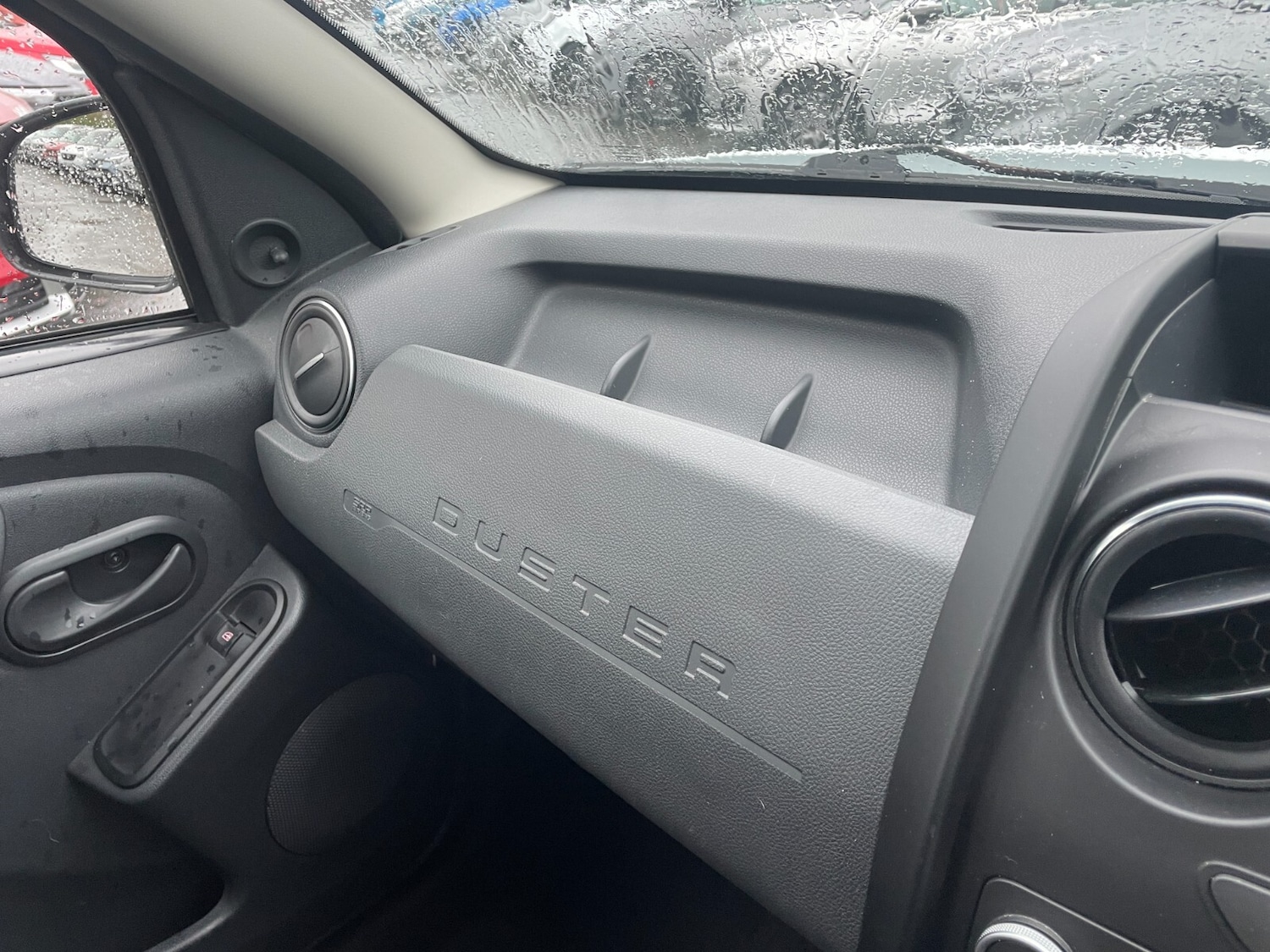 Used Dacia Duster 2017 for sale - 76941096: Photo 28