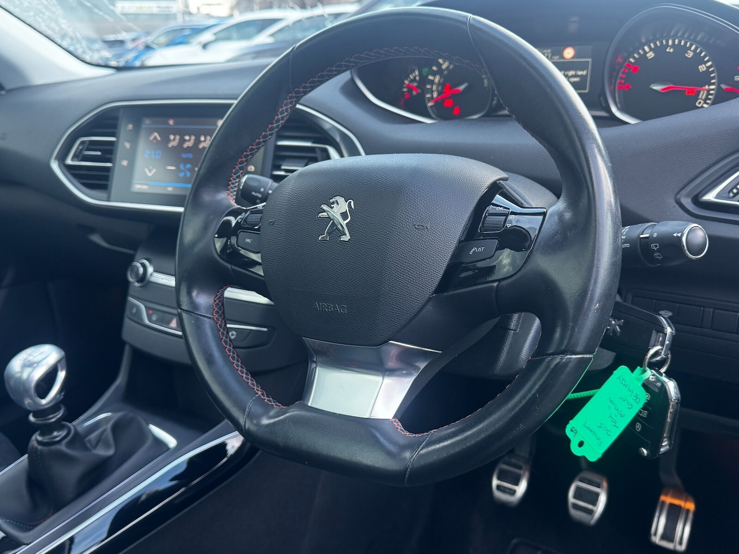 Used Peugeot 308 2019 for sale - 77256423: Photo 23