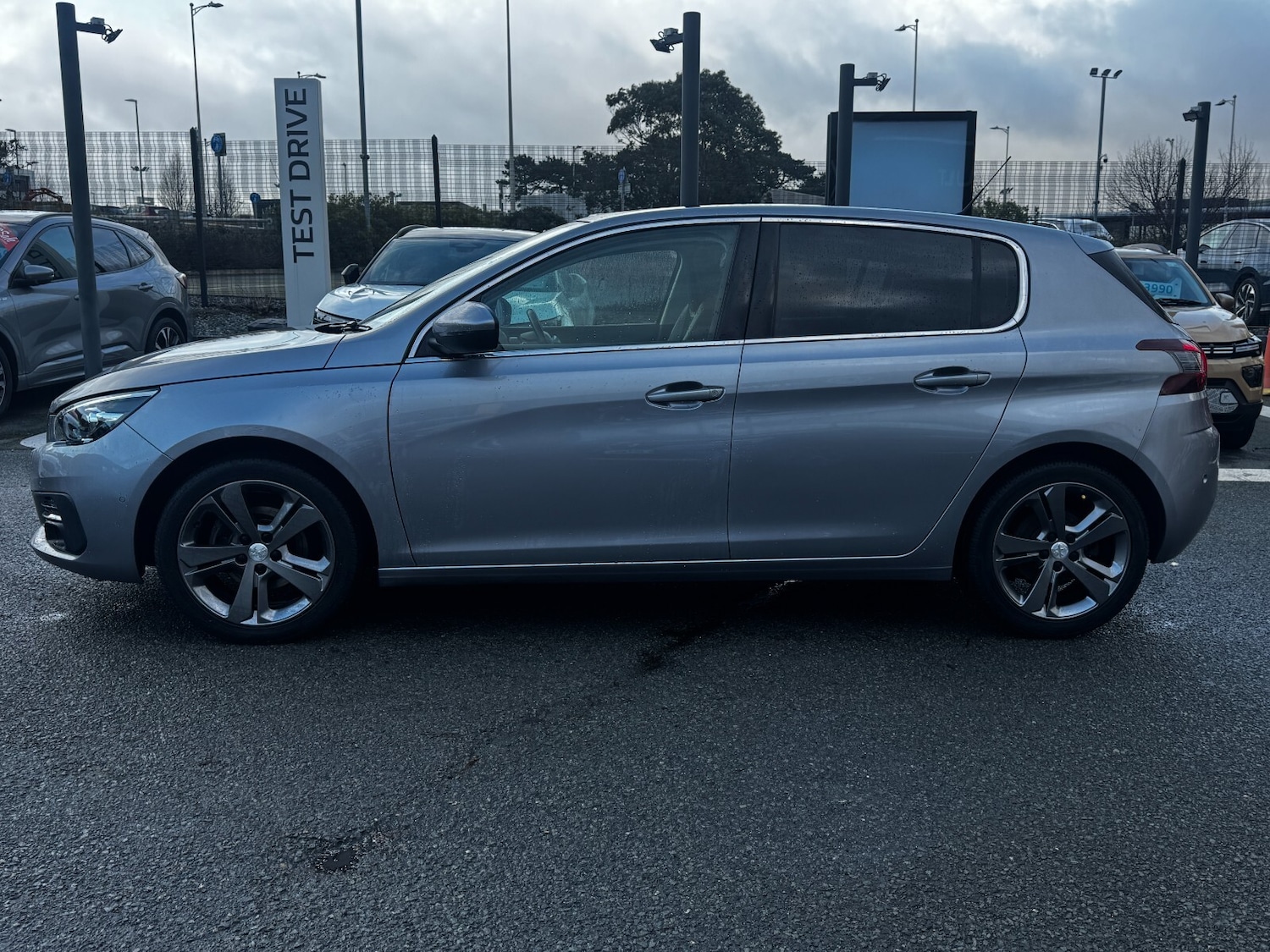 Used Peugeot 308 2019 for sale - 77256423: Photo 4