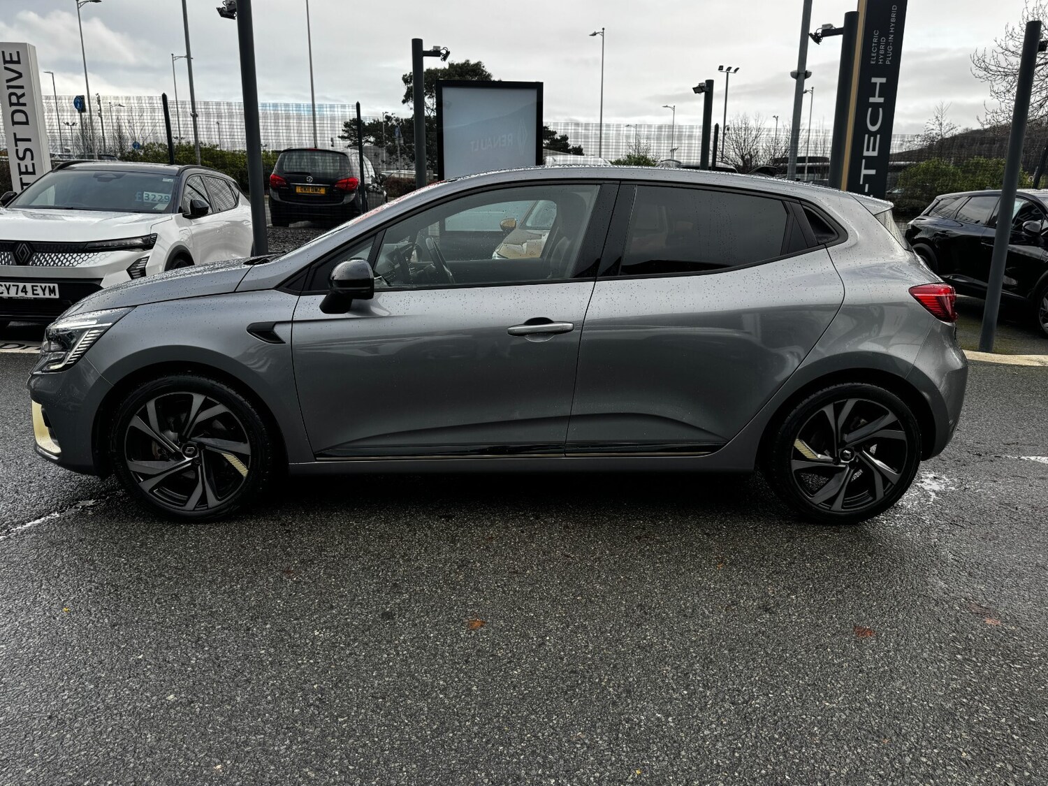 Used Renault Clio 2023 for sale - 77256445: Photo 4