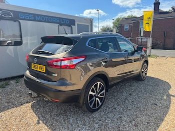 Used Nissan Qashqai 2014 for sale - 75268514: Photo