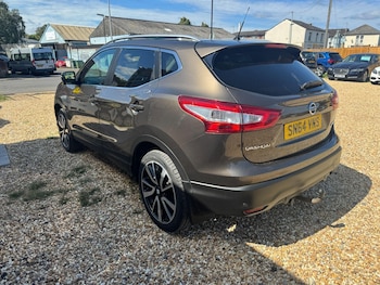 Used Nissan Qashqai 2014 for sale - 75268514: Photo