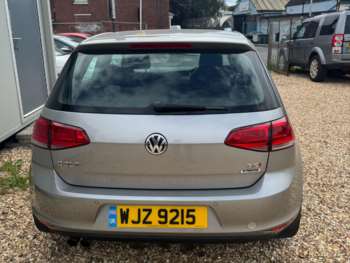 Used Volkswagen Golf 2015 for sale - 75232375: Photo