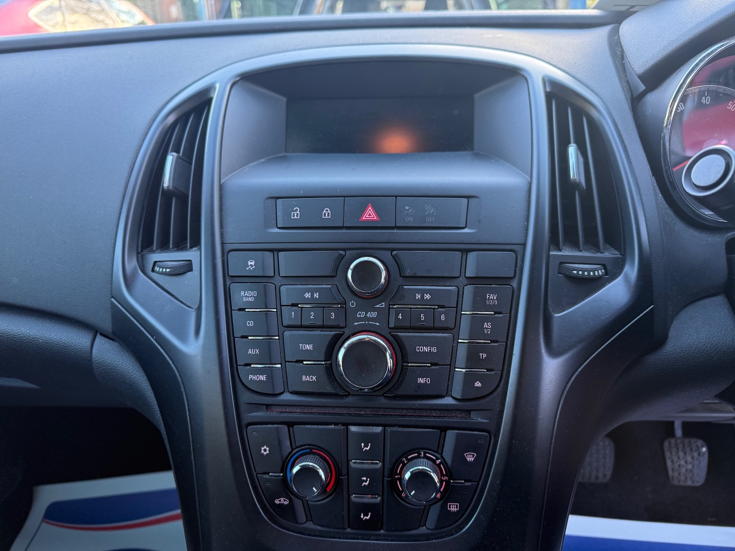 Used Vauxhall Astra 2013 for sale - 77236966: Photo 13