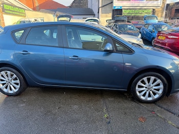 Used Vauxhall Astra 2013 for sale - 77236966: Photo
