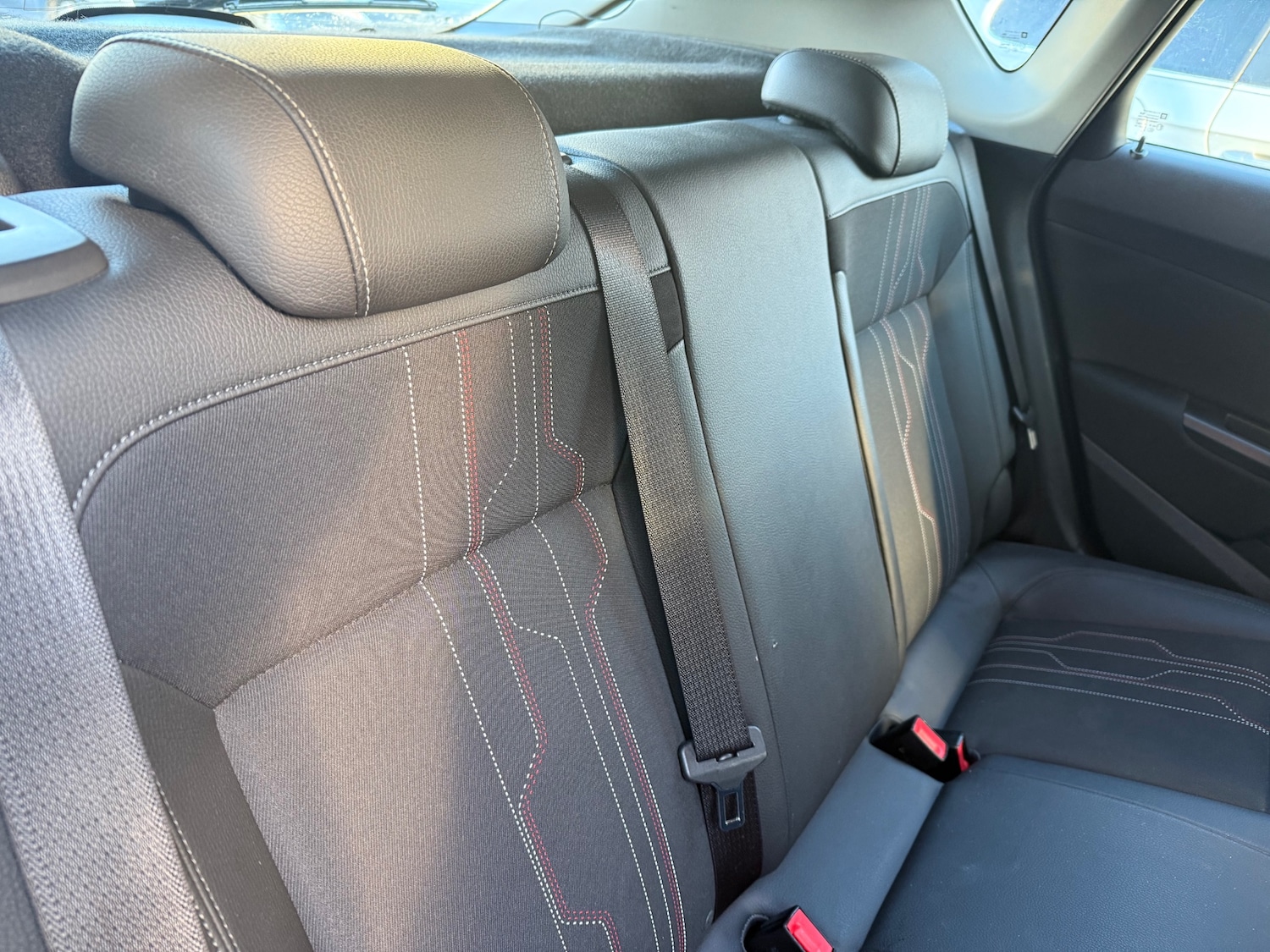 Used Vauxhall Astra 2013 for sale - 77236966: Photo 8