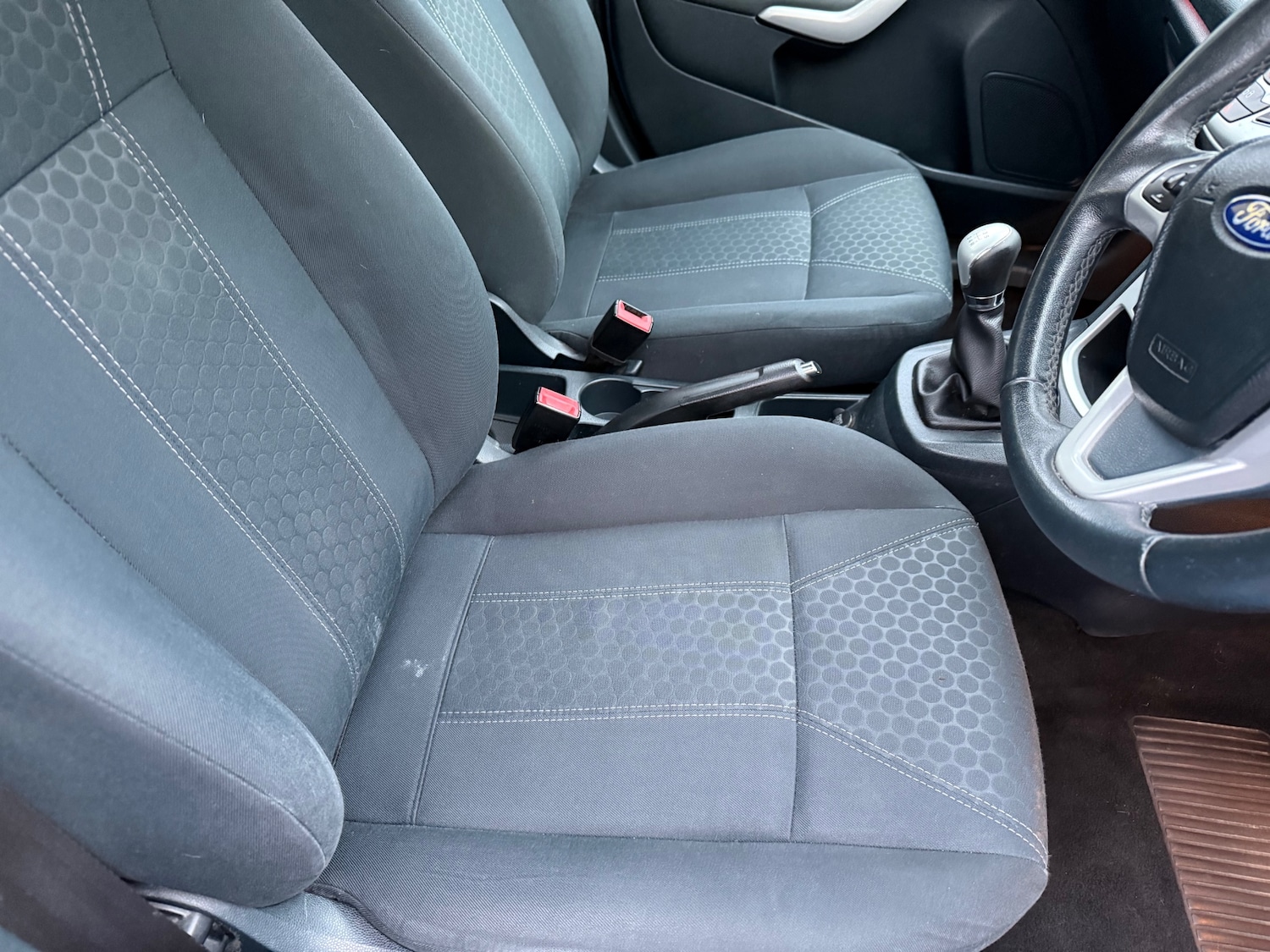 Used Ford Fiesta 2011 for sale - 76724126: Photo 12