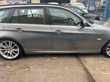 Used BMW 3 Series 2012 for sale - 76313782: Photo