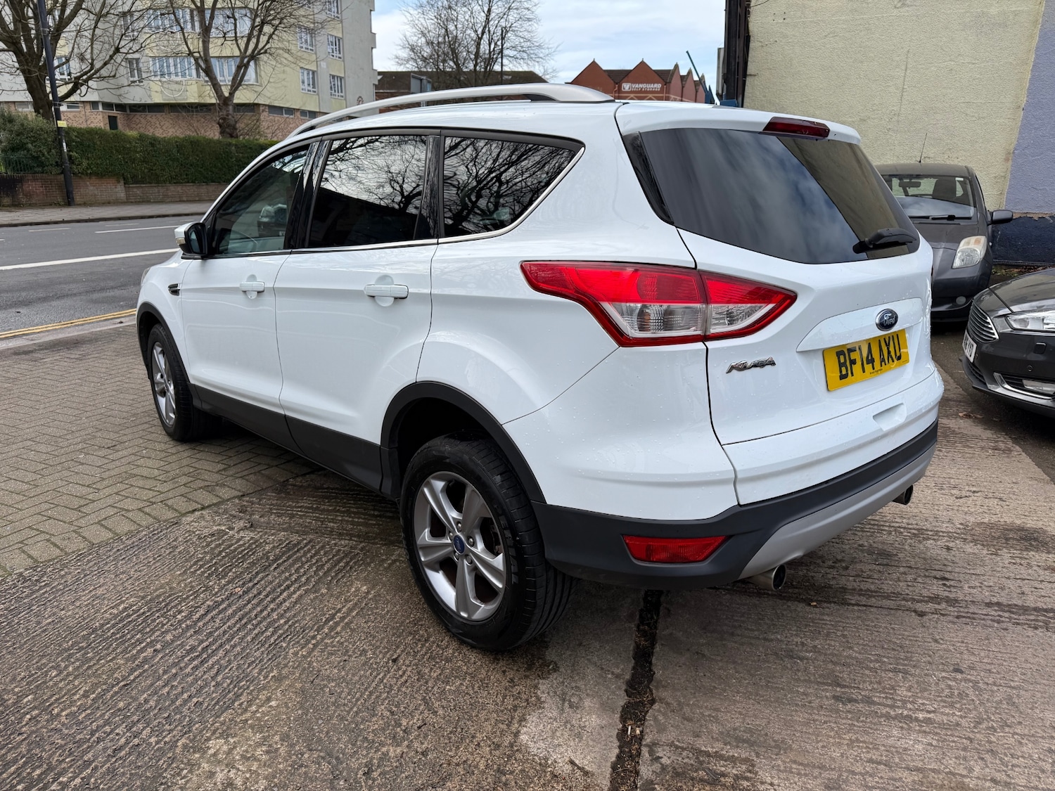 Used Ford Kuga 2014 for sale - 77880830: Photo 5