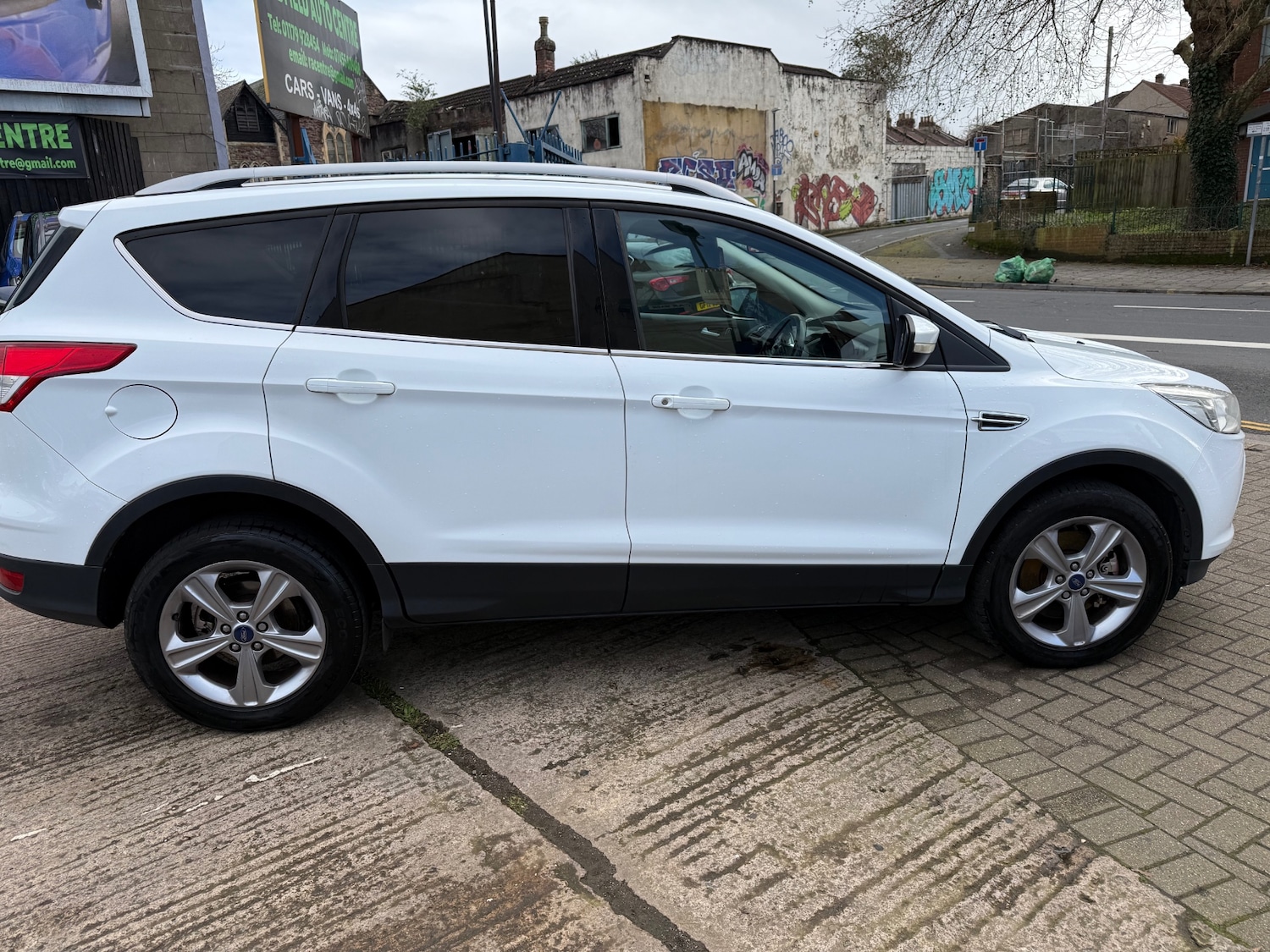 Used Ford Kuga 2014 for sale - 77880830: Photo 8