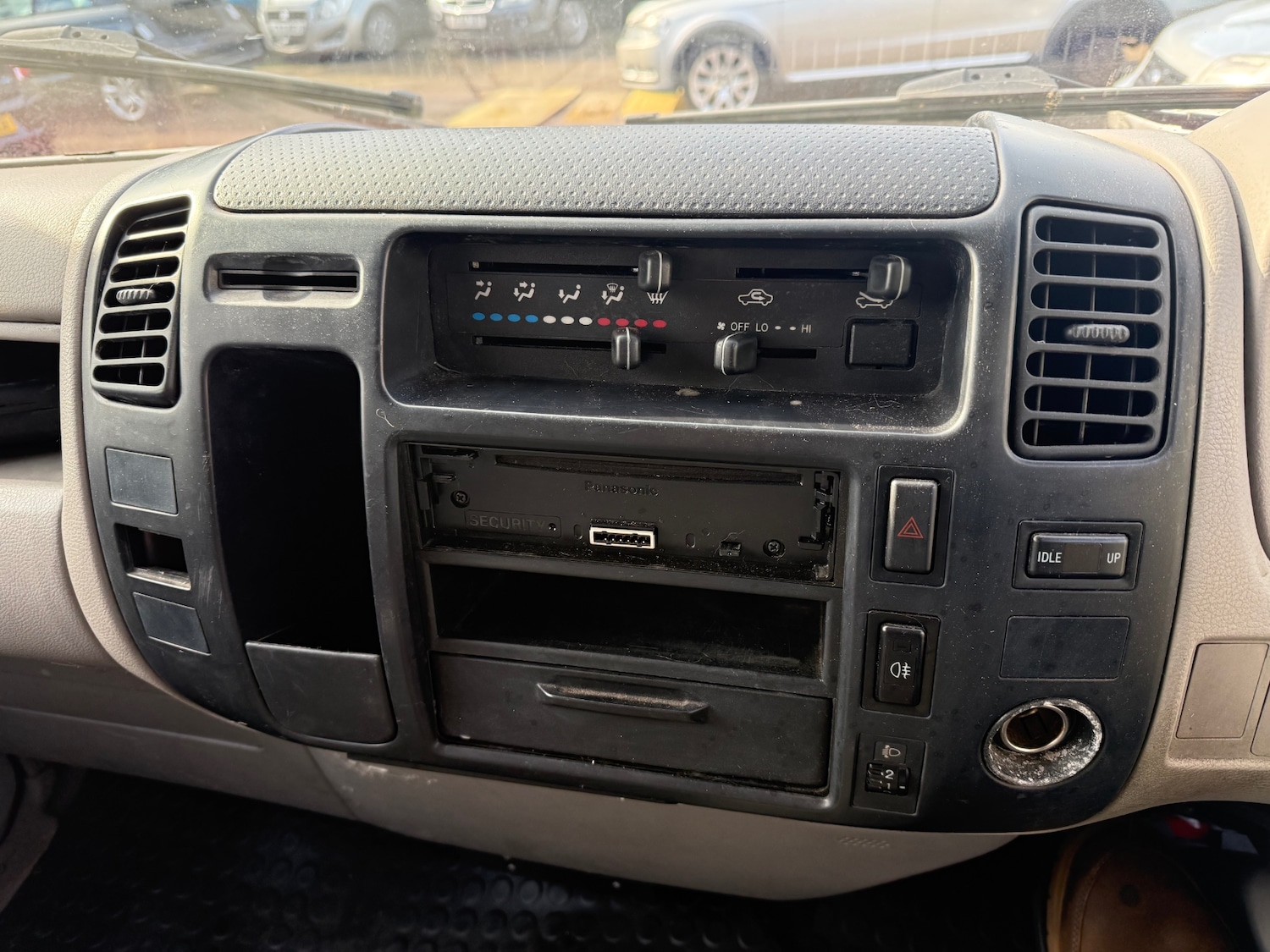 Used Toyota Dyna 2009 for sale - 77558455: Photo 12