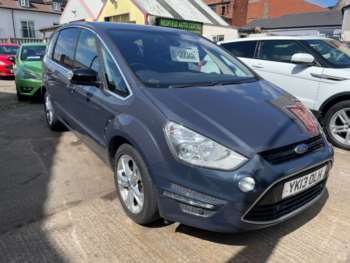 2013 (13) - 2.0 TDCi 140 Titanium 5dr
