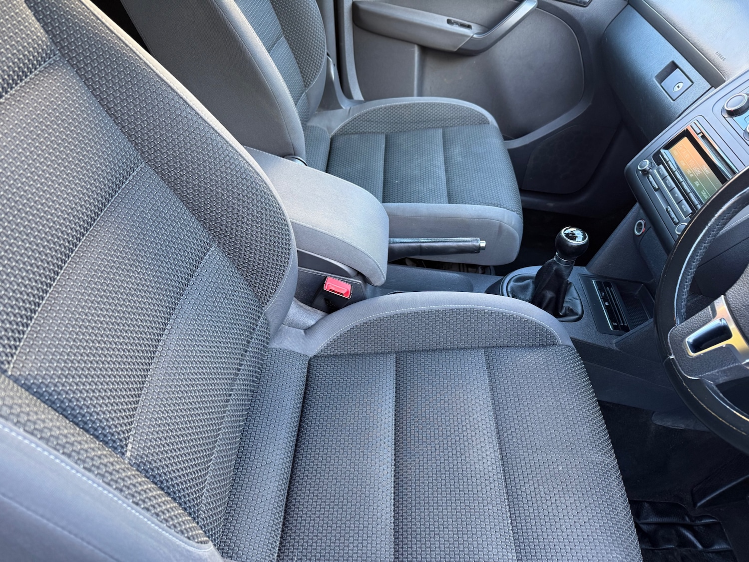 Used Volkswagen Touran 2012 for sale - 77704208: Photo 13