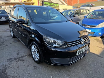 Used Volkswagen Touran 2012 for sale - 77704208: Photo