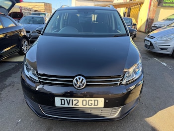Used Volkswagen Touran 2012 for sale - 77704208: Photo