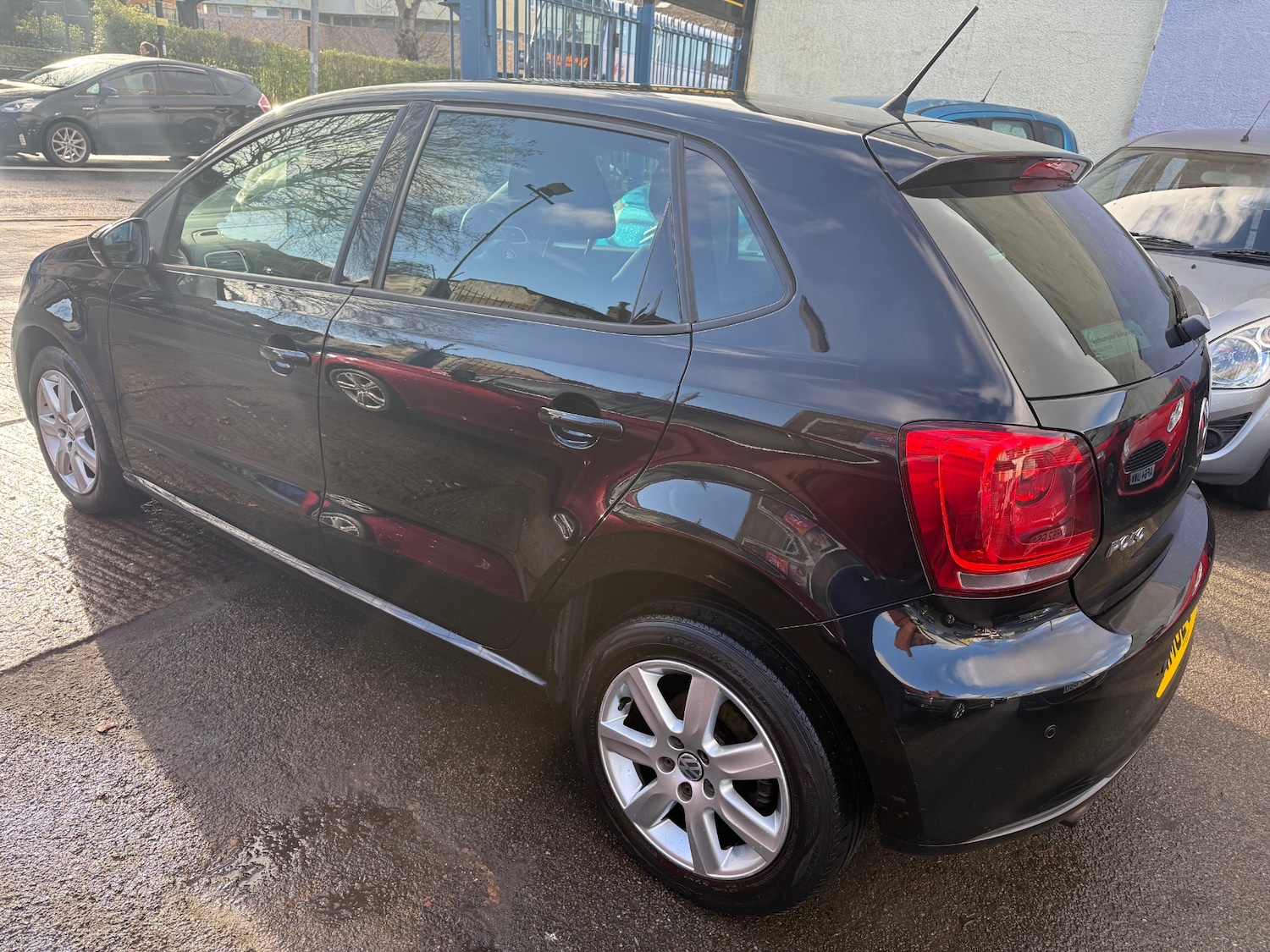 Used Volkswagen Polo 2012 for sale - 77236000: Photo 5