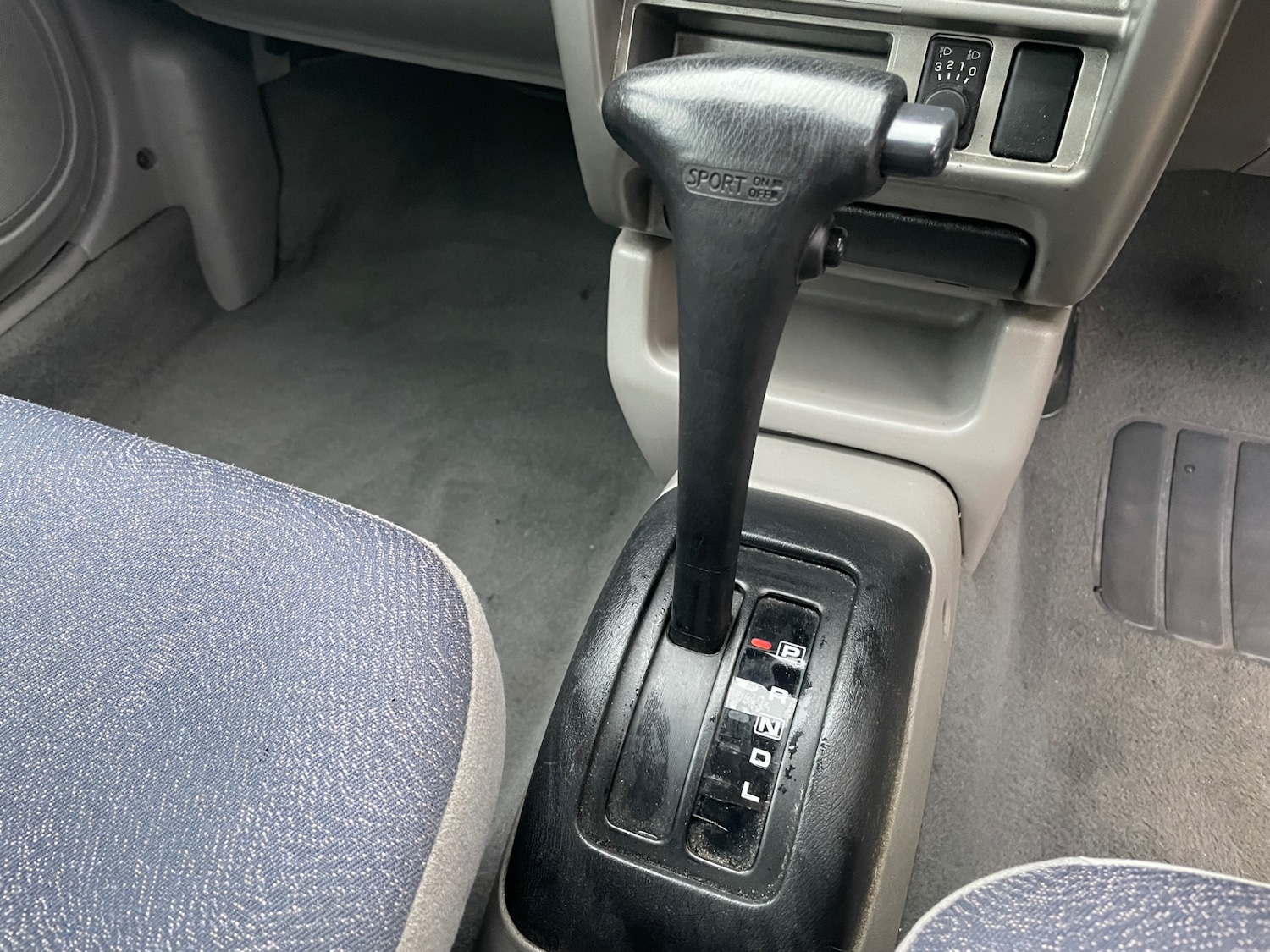 Used Nissan Micra 2001 for sale - 76344319: Photo 15