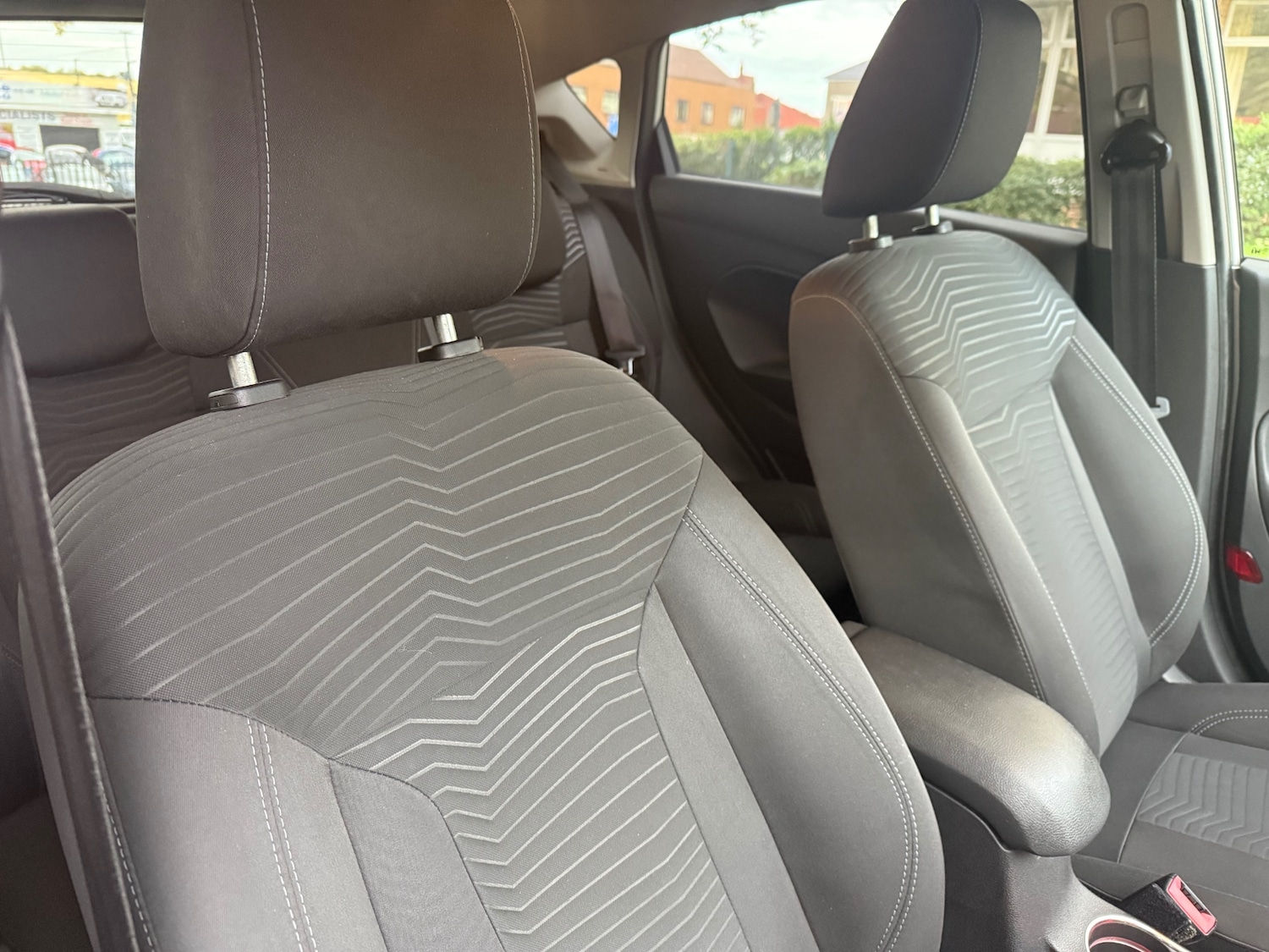 Used Ford Fiesta 2013 for sale - 76418086: Photo 11