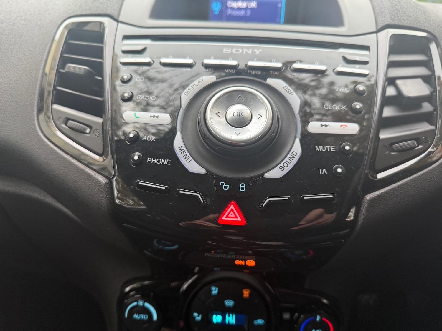 Used Ford Fiesta 2013 for sale - 76418086: Photo 16