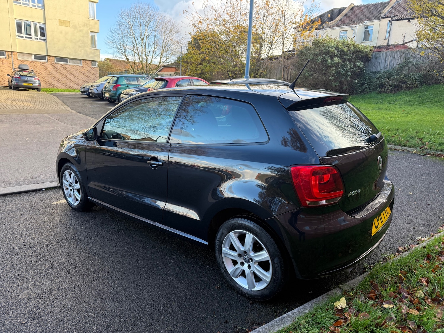 Used Volkswagen Polo 2011 for sale - 76751976: Photo 4