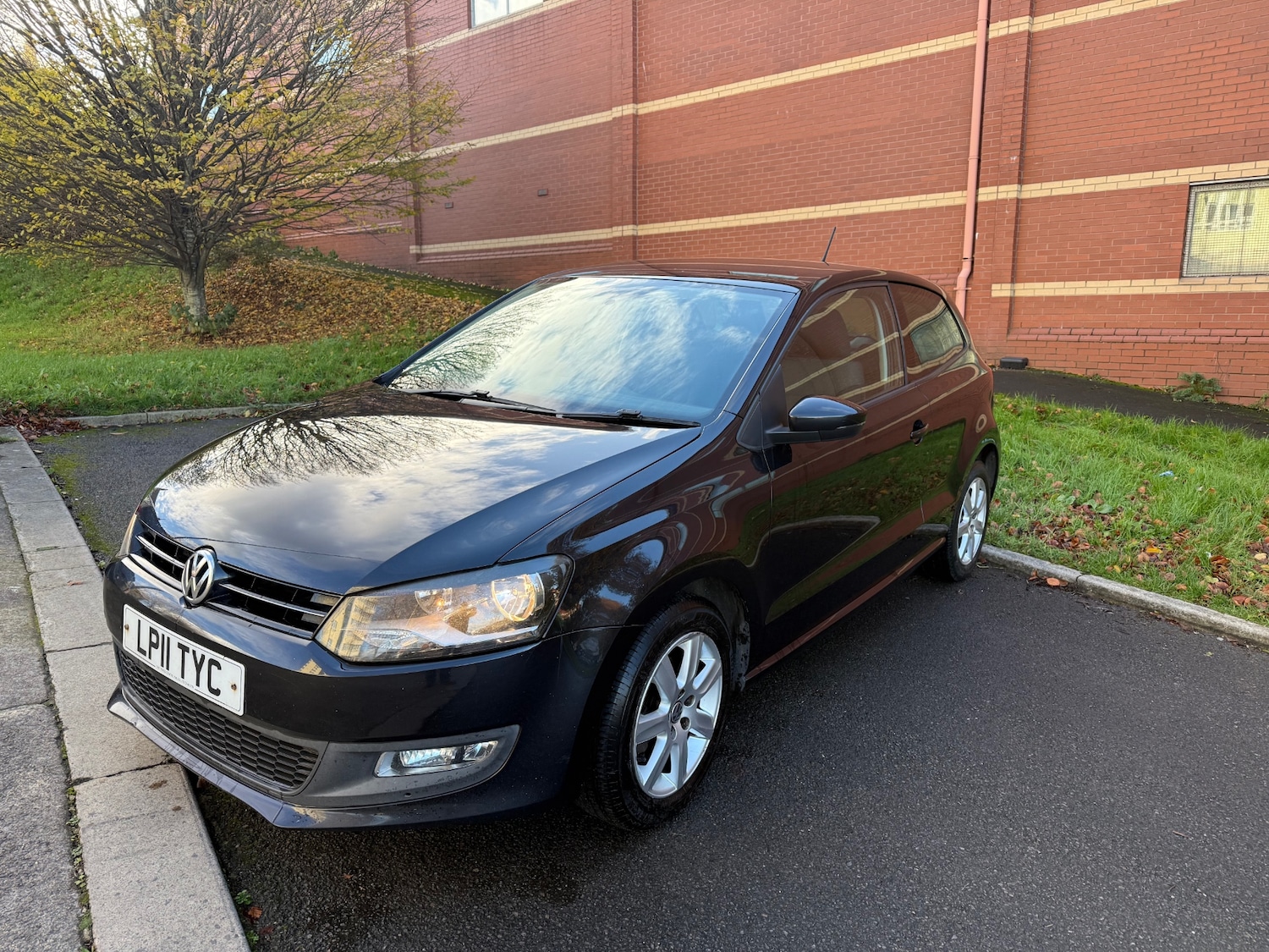 Used Volkswagen Polo 2011 for sale - 76751976: Photo 5