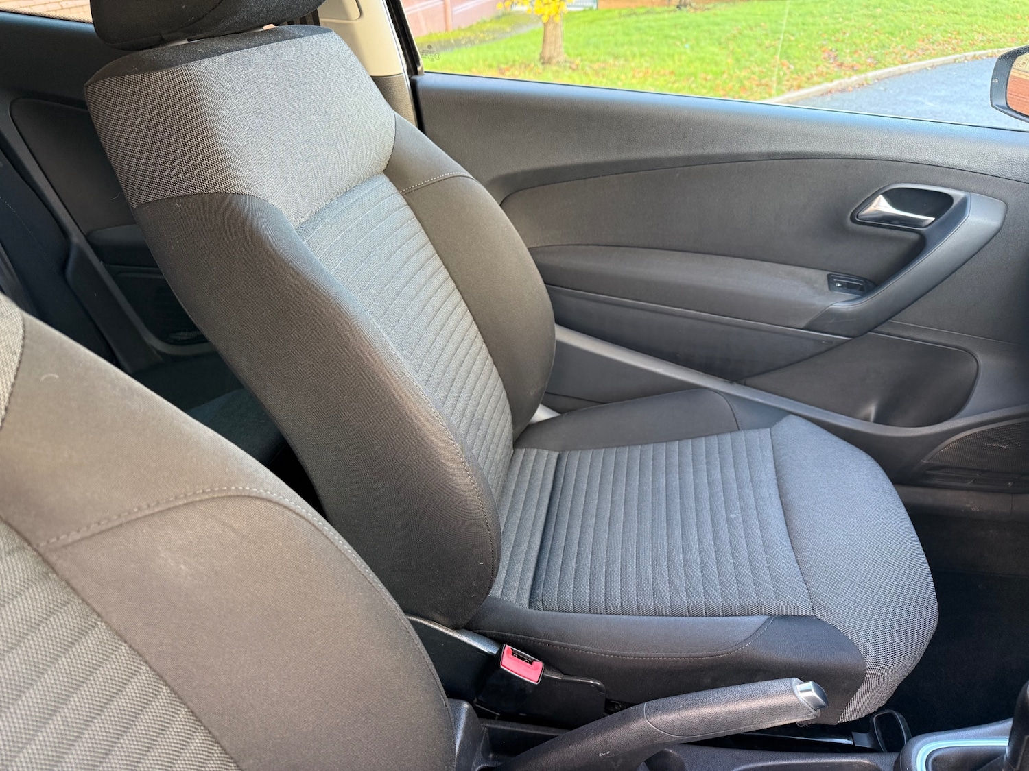 Used Volkswagen Polo 2011 for sale - 76751976: Photo 9