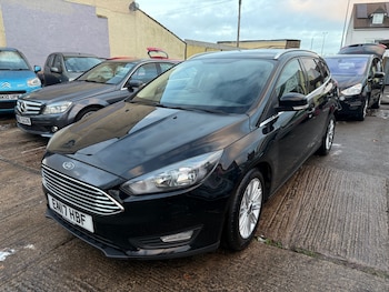 Used Ford Focus 2017 for sale - 77008463: Photo