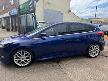 Used Ford Focus 2015 for sale - 79033011: Photo