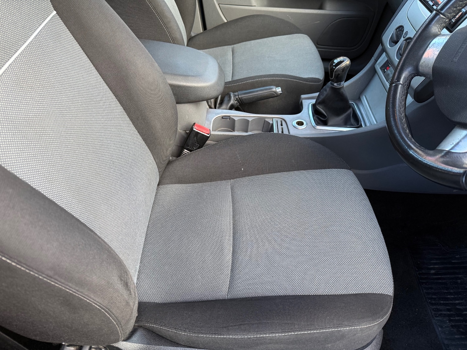 Used Ford Focus 2010 for sale - 77437983: Photo 10