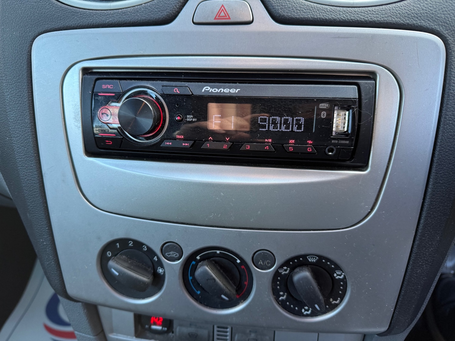 Used Ford Focus 2010 for sale - 77437983: Photo 13