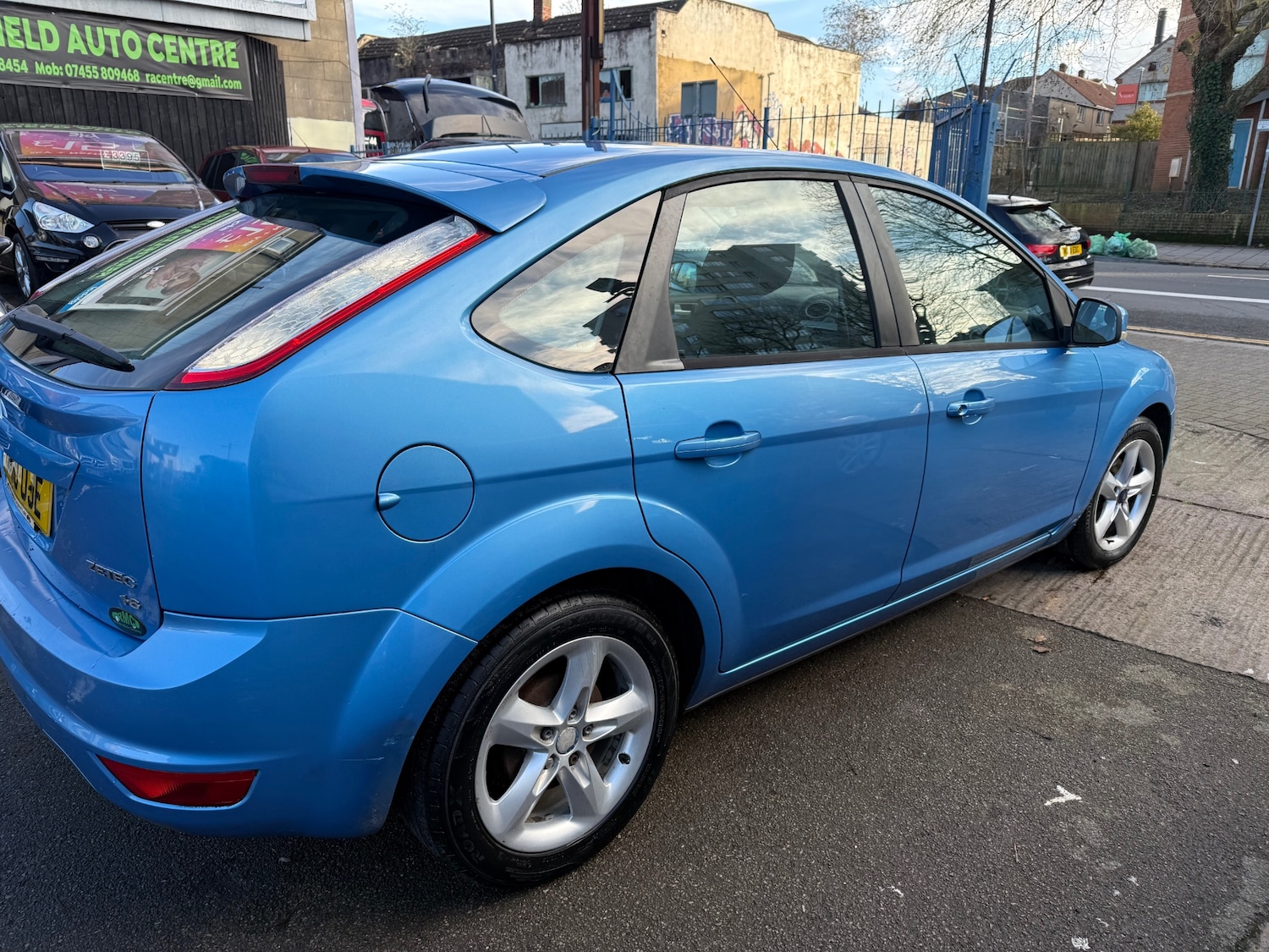Used Ford Focus 2010 for sale - 77437983: Photo 4