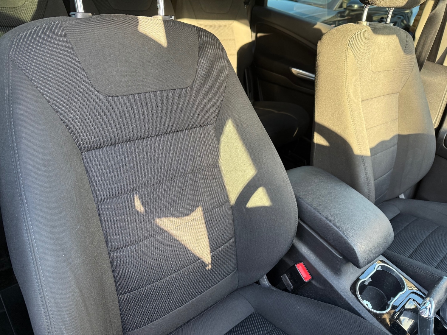 Used Ford S-Max 2010 for sale - 77014707: Photo 12