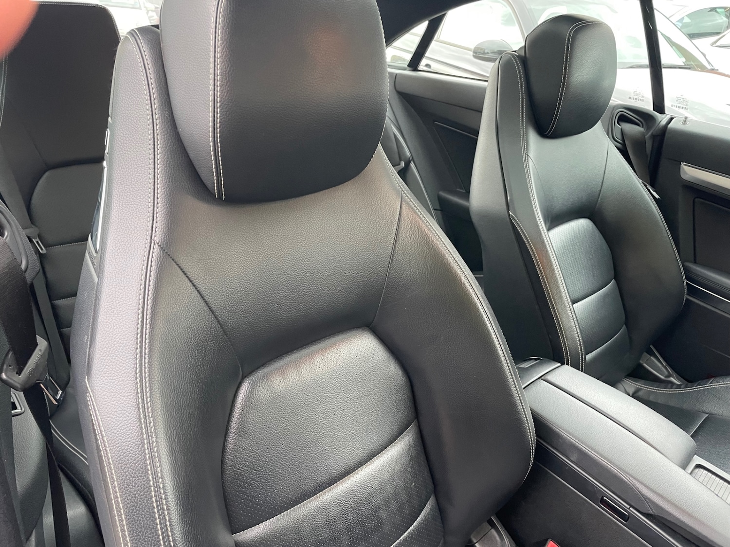 Used Mercedes-Benz E Class 2013 for sale - 76346852: Photo 12