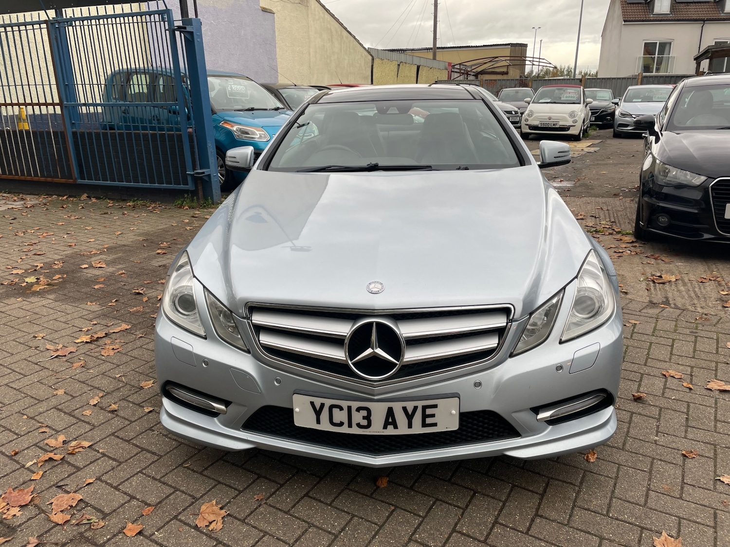 Used Mercedes-Benz E Class 2013 for sale - 76346852: Photo 2