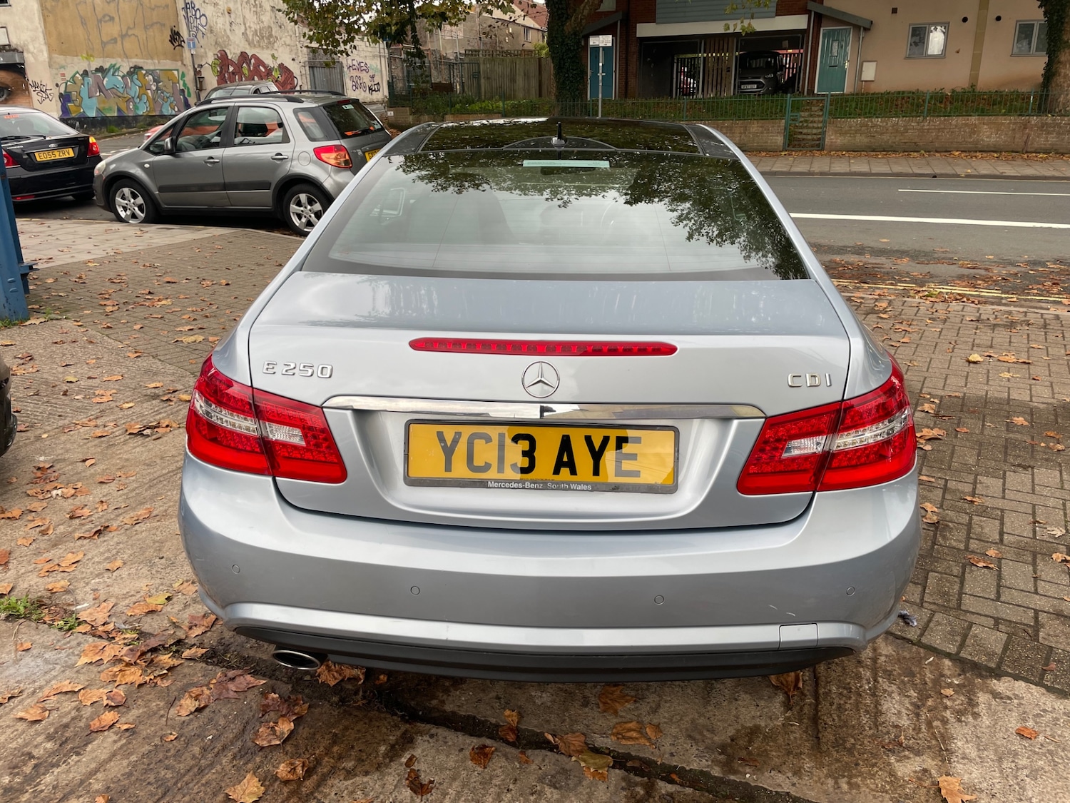 Used Mercedes-Benz E Class 2013 for sale - 76346852: Photo 6
